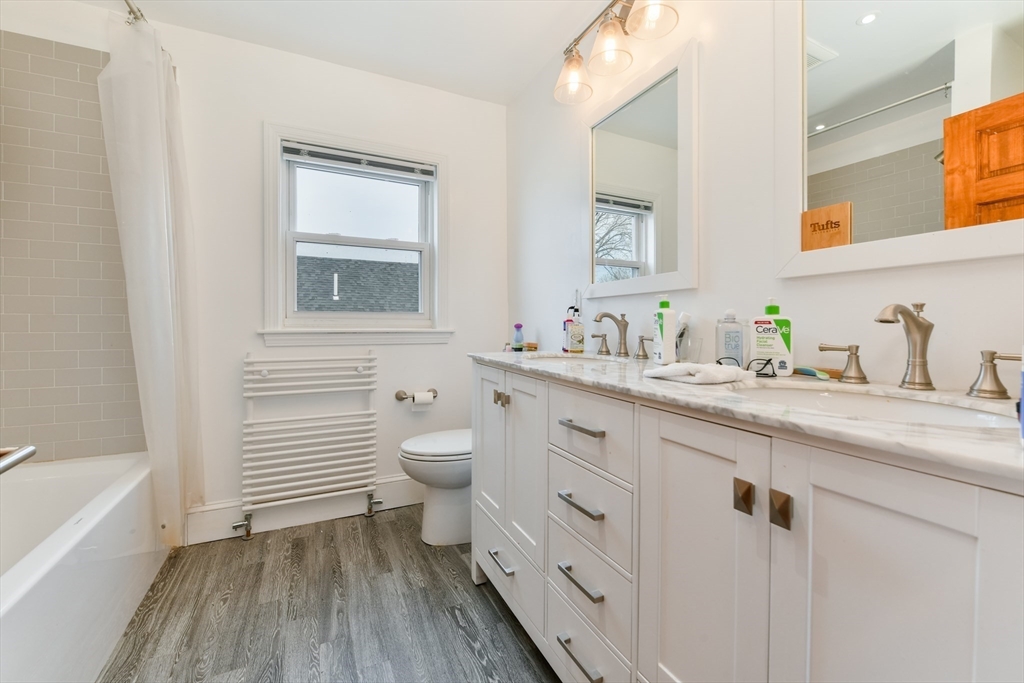 4 bed, 2 bath apartment for rent at 33 Farragut Aveune Unit 33 B, West Somerville — photo 16 of 18