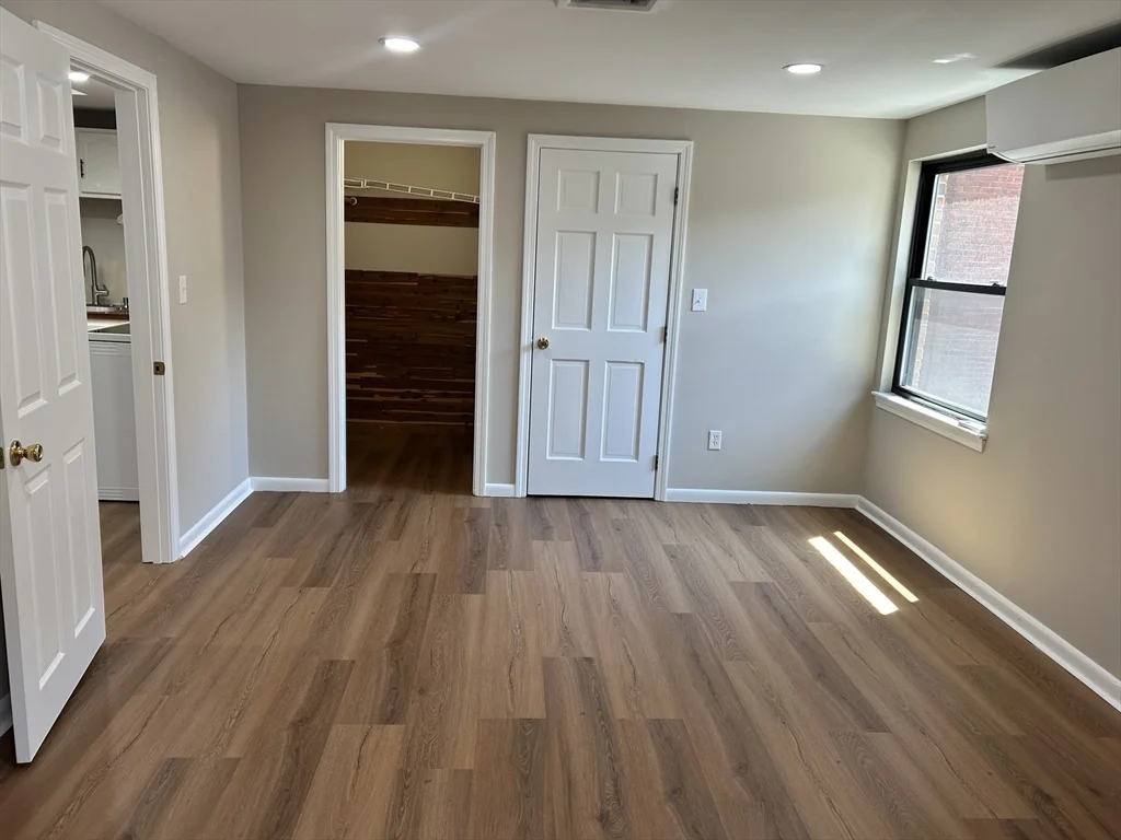 1 bed, 1 bath apartment for rent at 33 Federal St Unit 3, Glenwood — photo 9 of 16