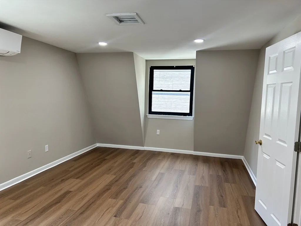 1 bed, 1 bath apartment for rent at 33 Federal St Unit 3, Glenwood — photo 8 of 16