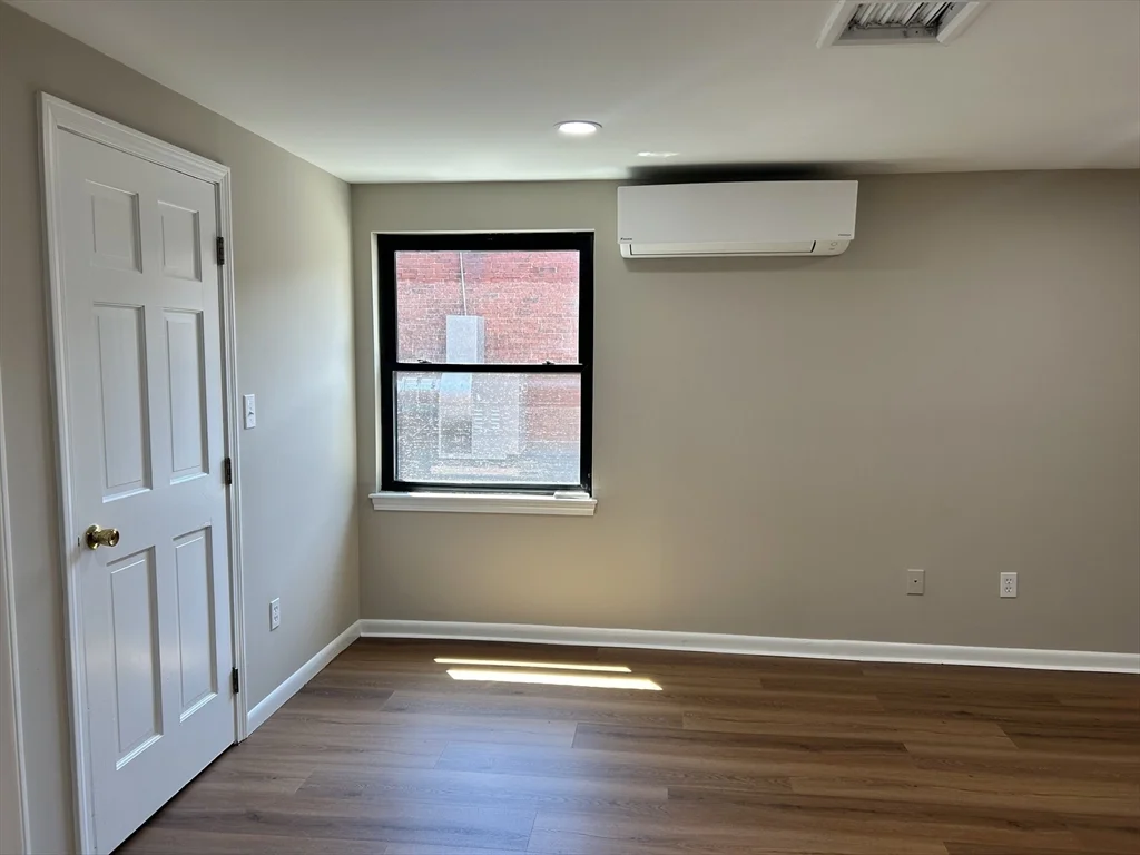 1 bed, 1 bath apartment for rent at 33 Federal St Unit 3, Glenwood — photo 6 of 16