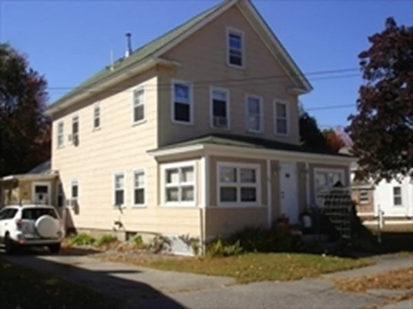 2 bed, 2 bath apartment for rent at 33 Fletcher St Unit 33, Ayer — photo 1 of 14