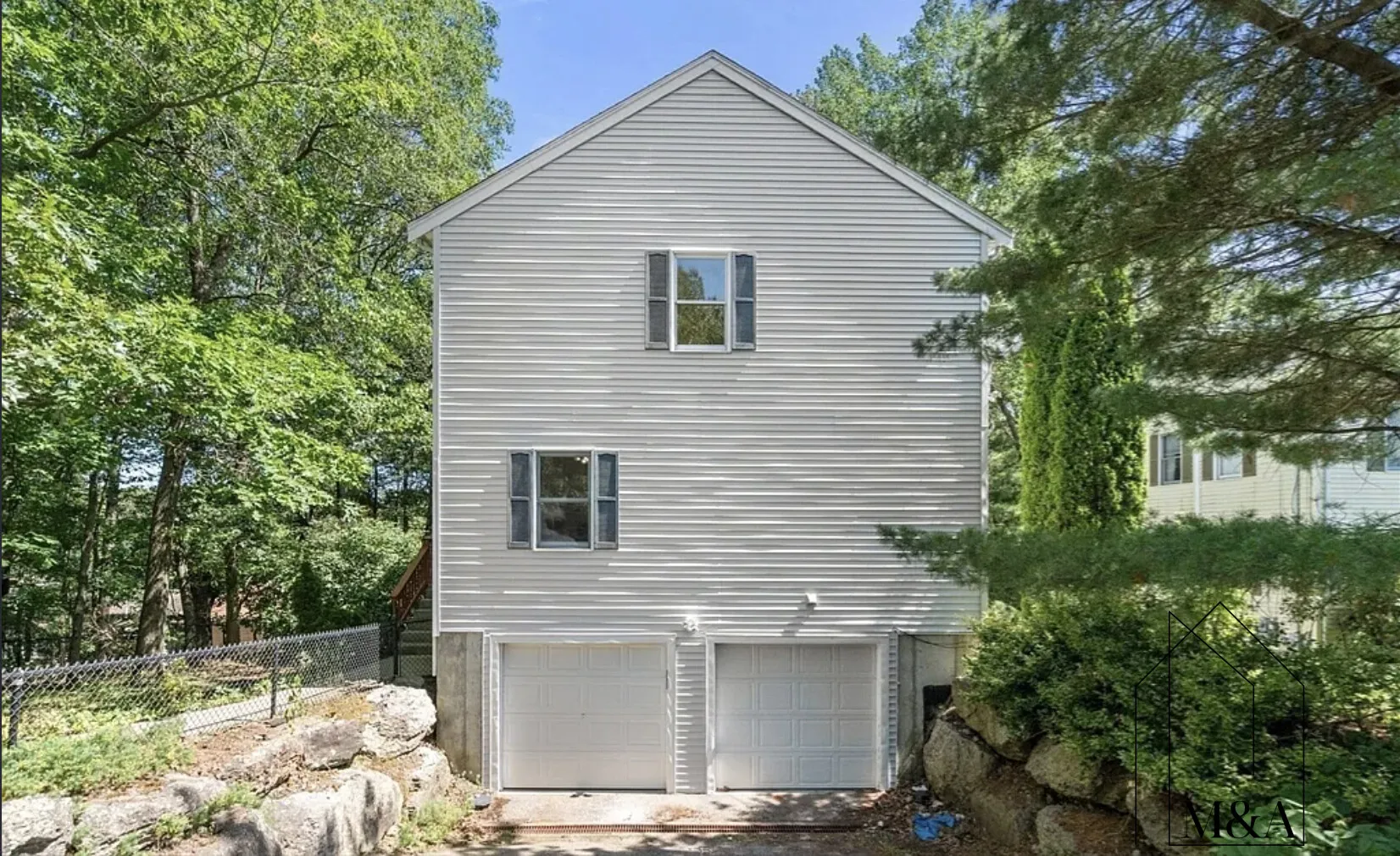 4 bed, 2.5 bath apartment for rent at 33 Furbush Rd Unit SF, West Roxbury — photo 21 of 22