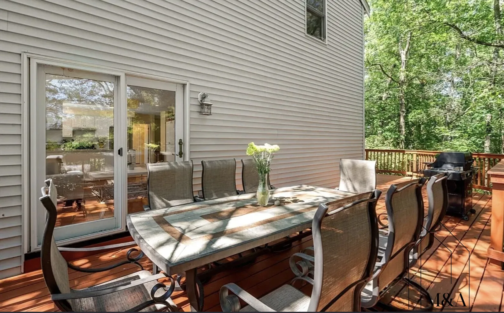 4 bed, 2.5 bath apartment for rent at 33 Furbush Rd Unit SF, West Roxbury — photo 3 of 22