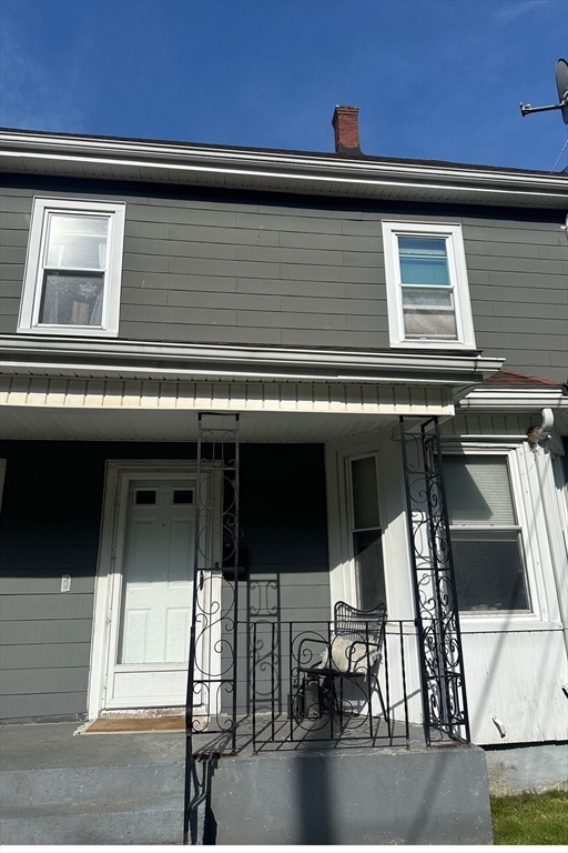 4 bed, 2 bath apartment for rent at 33 Garfield Ave Unit 33, Woburn — photo 24 of 24