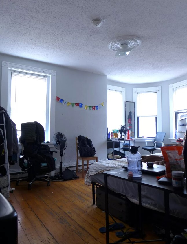 3 bed, 1 bath apartment for rent at 33 Gay Head St Unit 2, Jamaica Plain — photo 3 of 7