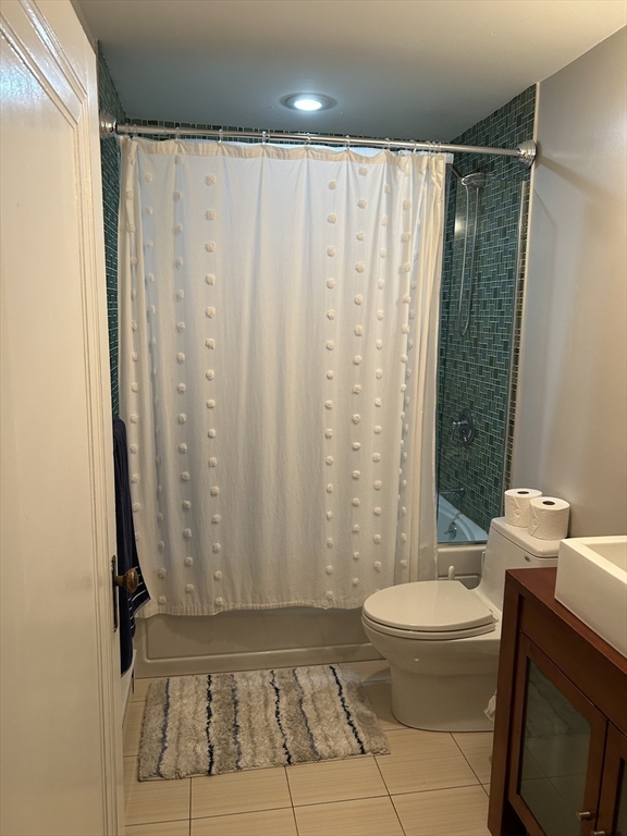 2 bed, 1 bath apartment for rent at 33 Gilbert Unit 1, Belmont — photo 10 of 16