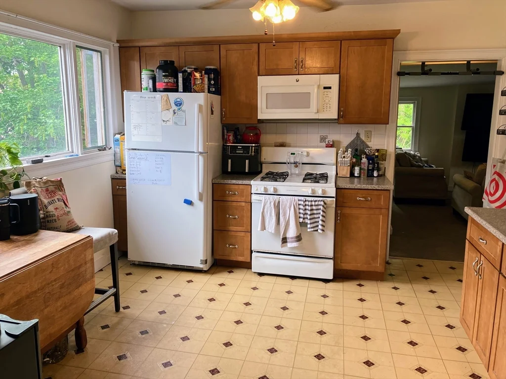 4 bed, 2 bath apartment for rent at 33 Gorham St Unit 2, Somerville — photo 1 of 18