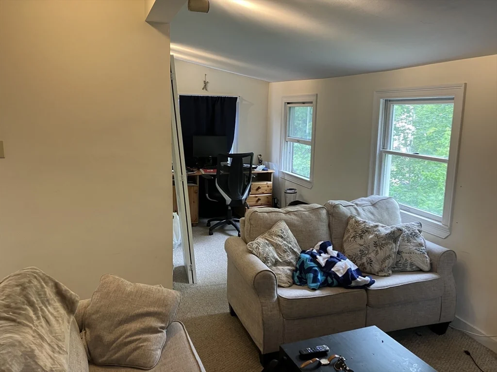4 bed, 2 bath apartment for rent at 33 Gorham St Unit 2, Somerville — photo 5 of 18