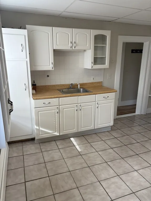 1 bed, 1 bath apartment for rent at 33 Gorham Unit B, Waltham — photo 7 of 14