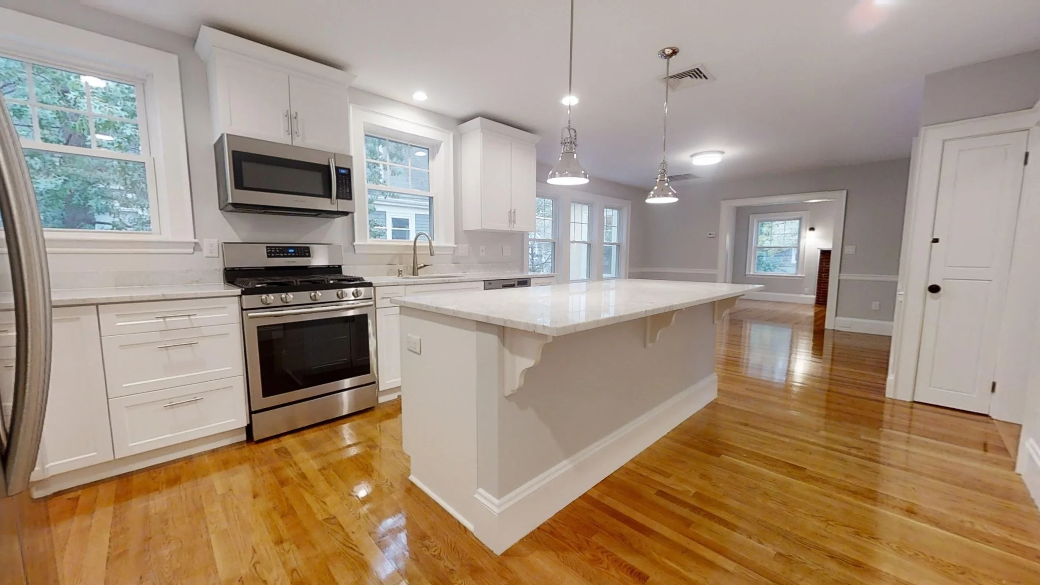 3 bed, 1 bath apartment for rent at 33 Grafton St Unit 2, East Arlington — photo 2 of 17