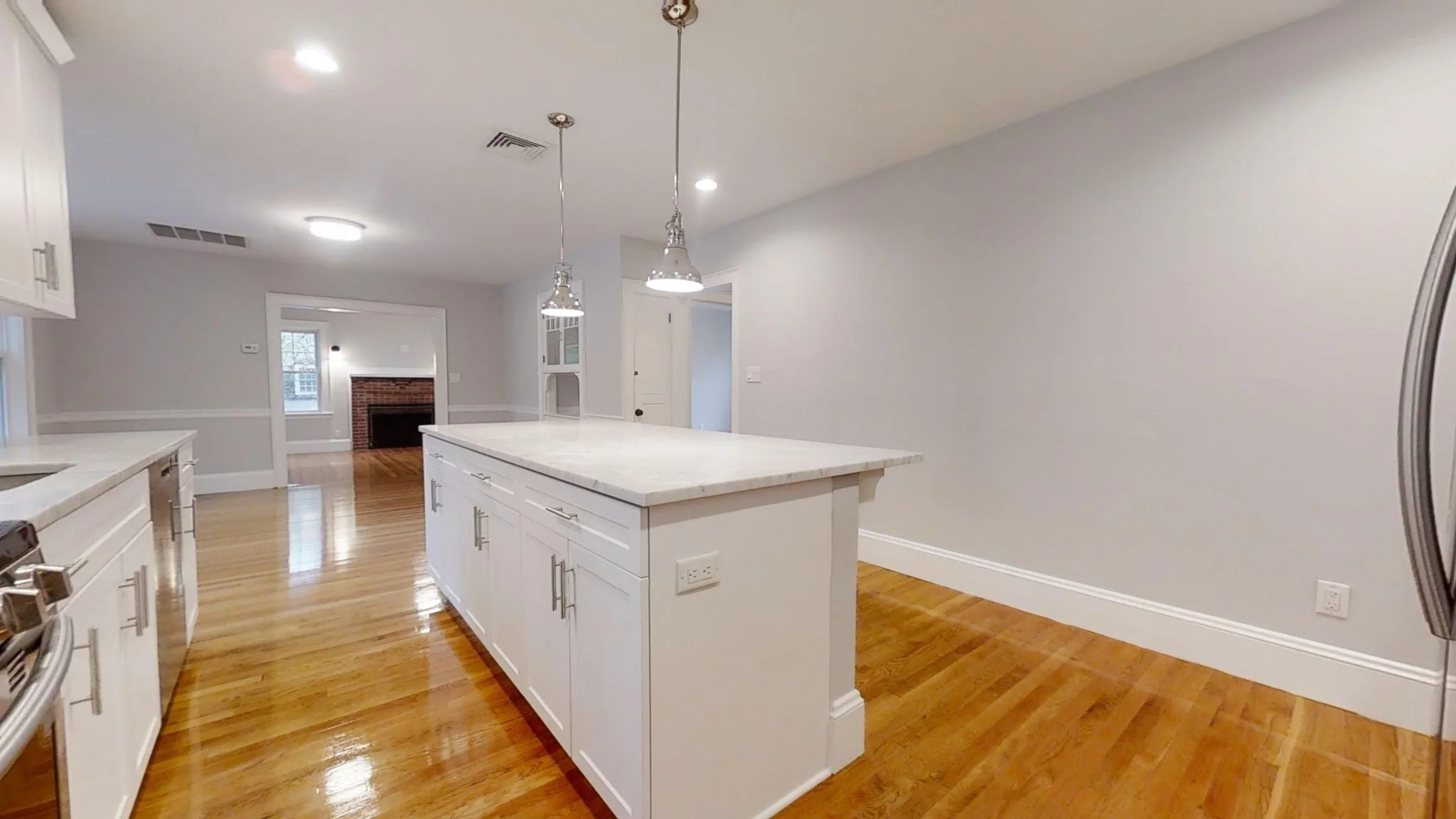 3 bed, 1 bath apartment for rent at 33 Grafton St Unit 2, East Arlington — photo 3 of 17