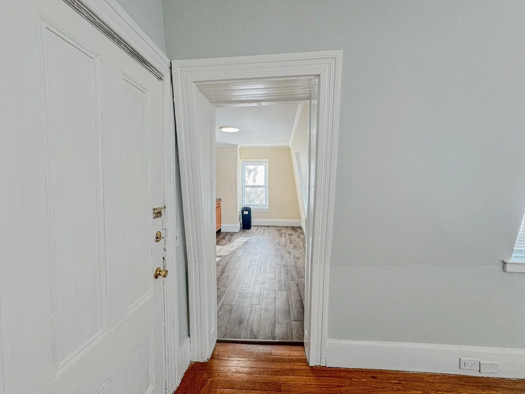 2 bed, 1 bath apartment for rent at 33 Grant St Unit 2, North Attleborough — photo 5 of 16