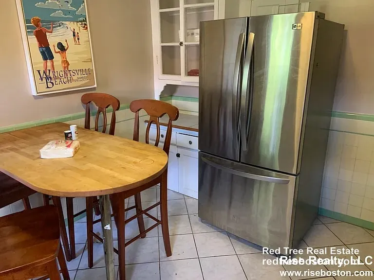 2 bed, 1 bath apartment for rent at 33 Greycliff Rd Unit 1, Brighton — photo 6 of 6