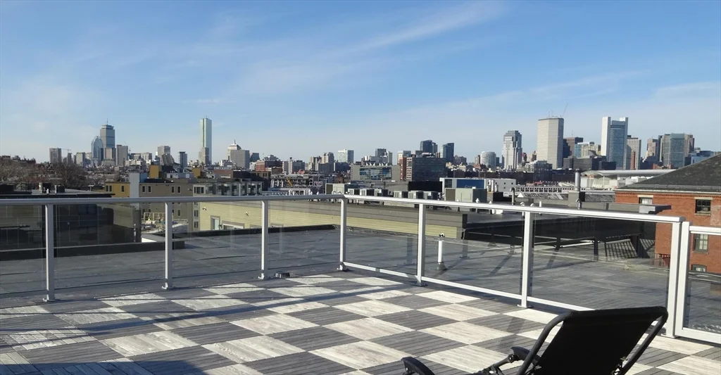 Studio bed, 1 bath apartment for rent at 33 H St Unit 101, South Boston — photo 9 of 11