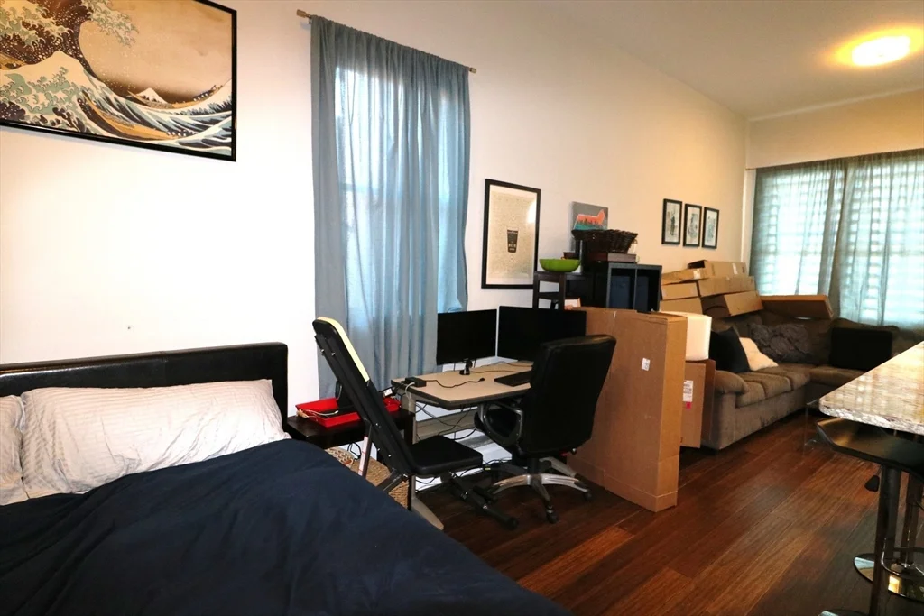 Studio bed, 1 bath apartment for rent at 33 H St Unit 101, South Boston — photo 6 of 11