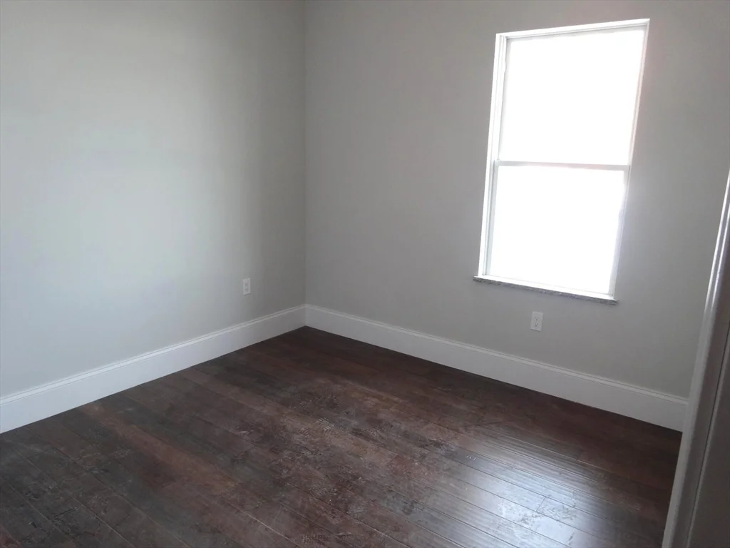 3 bed, 3 bath apartment for rent at 33 H St Unit 201, South Boston — photo 8 of 20