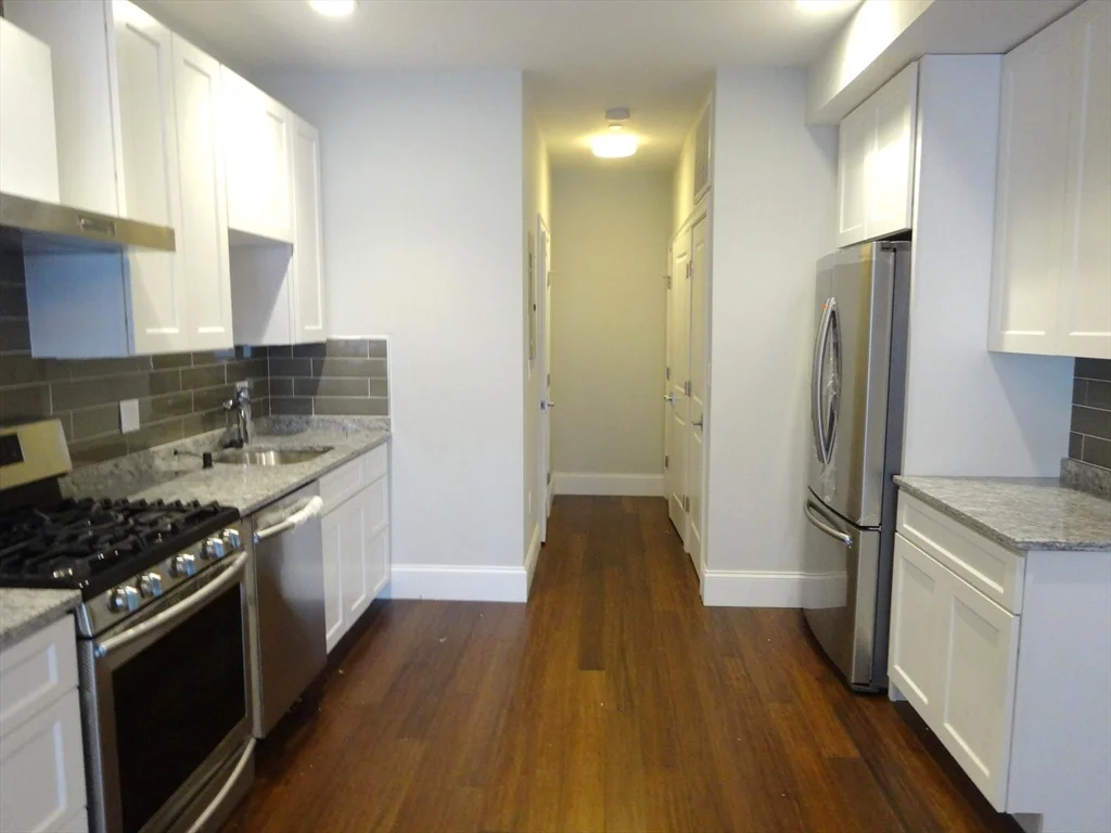 3 bed, 3 bath apartment for rent at 33 H St Unit 201, South Boston — photo 13 of 20
