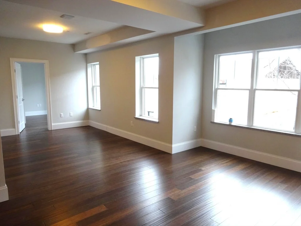 3 bed, 3 bath apartment for rent at 33 H St Unit 201, South Boston — photo 16 of 20