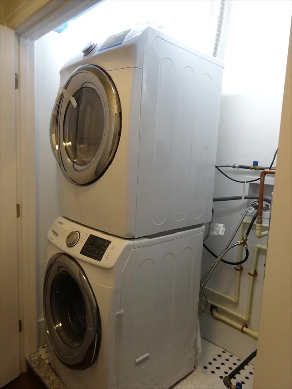 3 bed, 3 bath apartment for rent at 33 H St Unit 201, South Boston — photo 14 of 20
