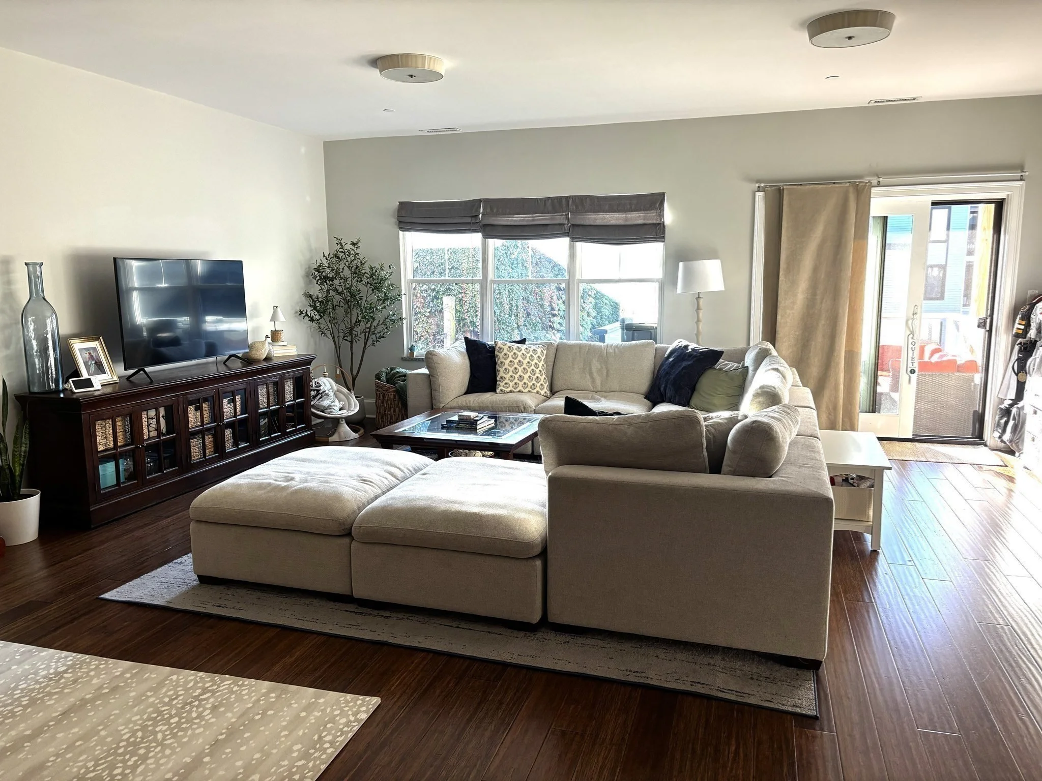 2 bed, 2 bath apartment for rent at 33 H St Unit 302, South Boston