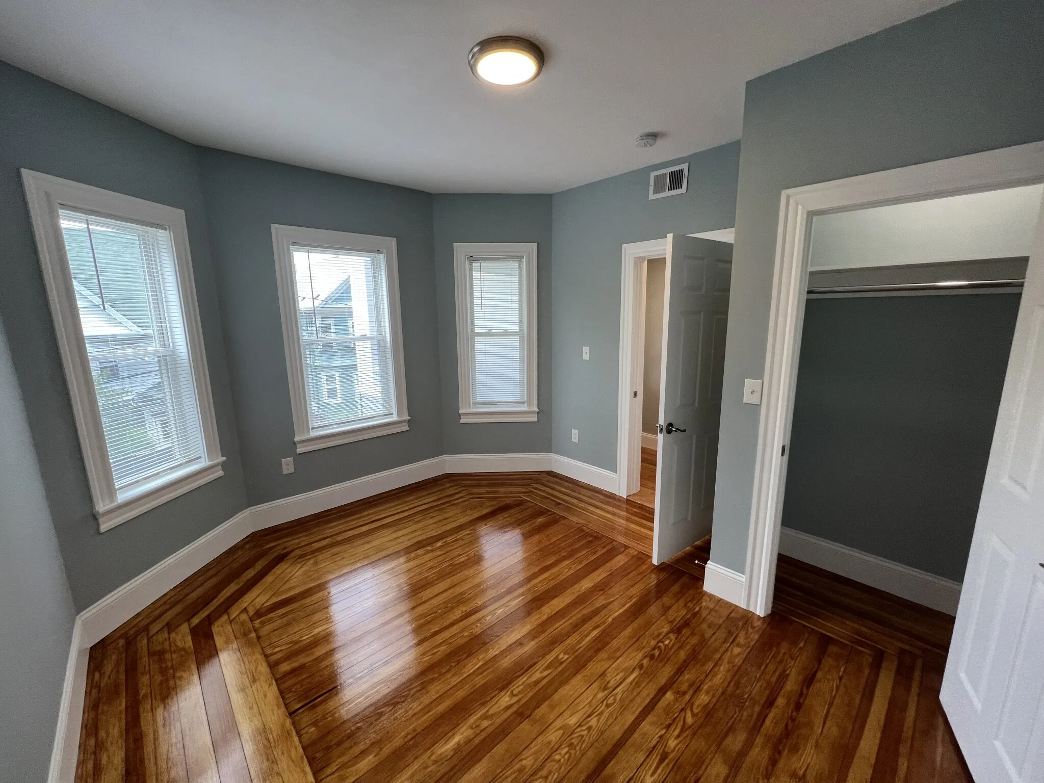 4 bed, 2 bath apartment for rent at 33 Hancock St Unit 2, Spring Hill — photo 6 of 35