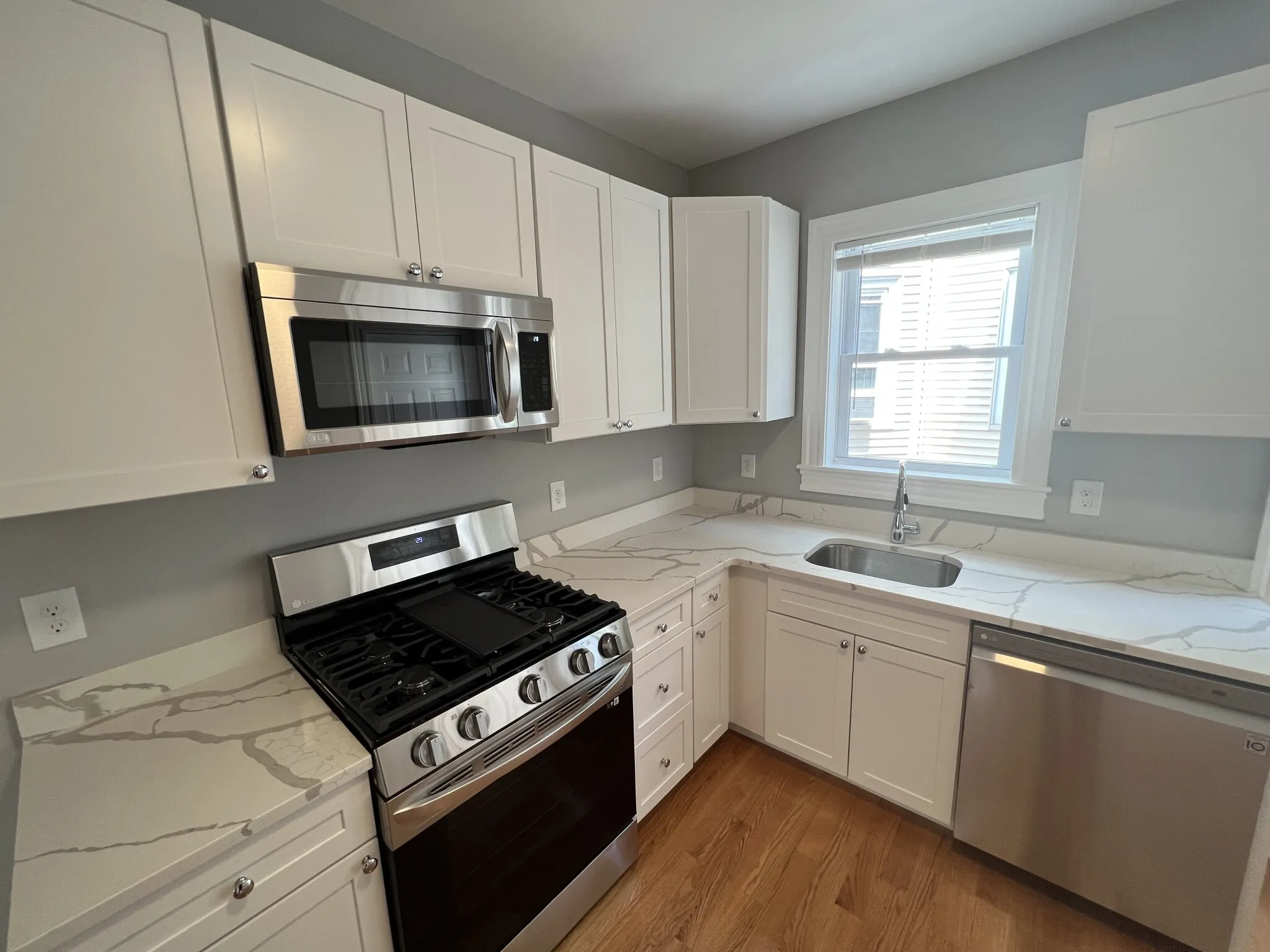 4 bed, 2 bath apartment for rent at 33 Hancock St Unit 2, Spring Hill — photo 25 of 35
