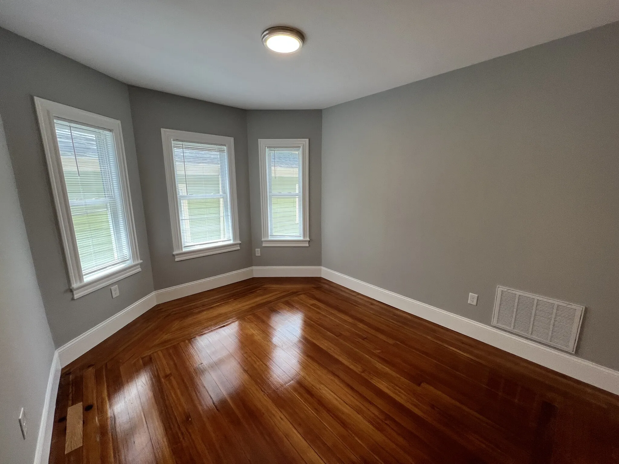 4 bed, 2 bath apartment for rent at 33 Hancock St Unit 2, Spring Hill — photo 19 of 35