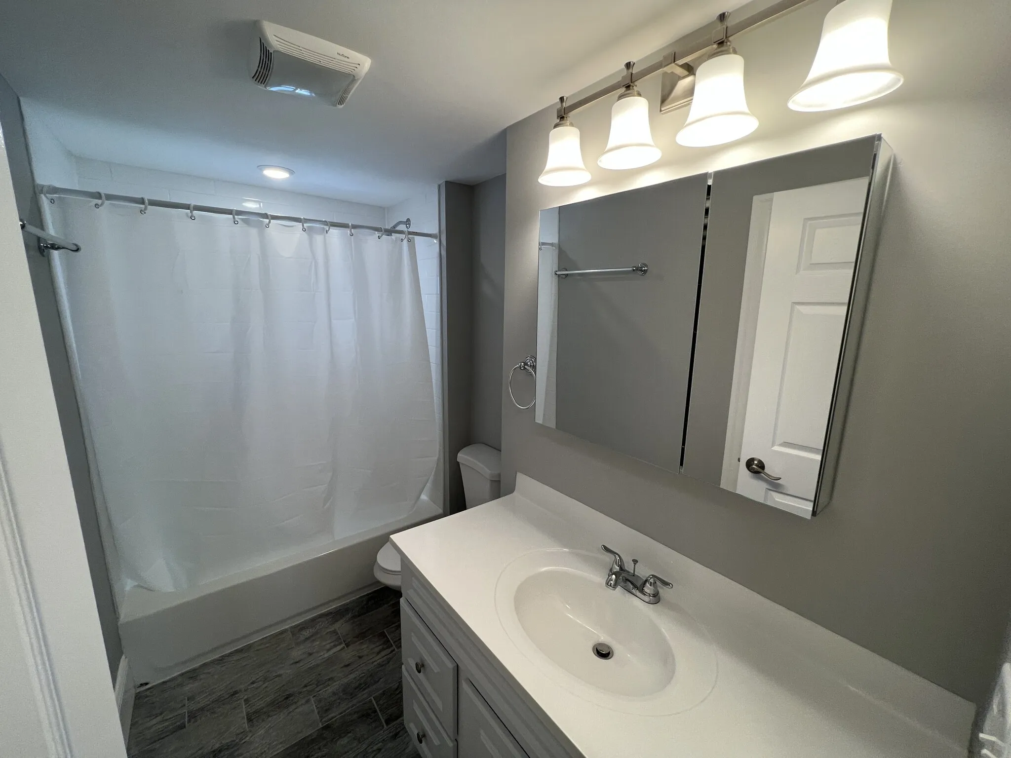 4 bed, 2 bath apartment for rent at 33 Hancock St Unit 2, Spring Hill — photo 15 of 35