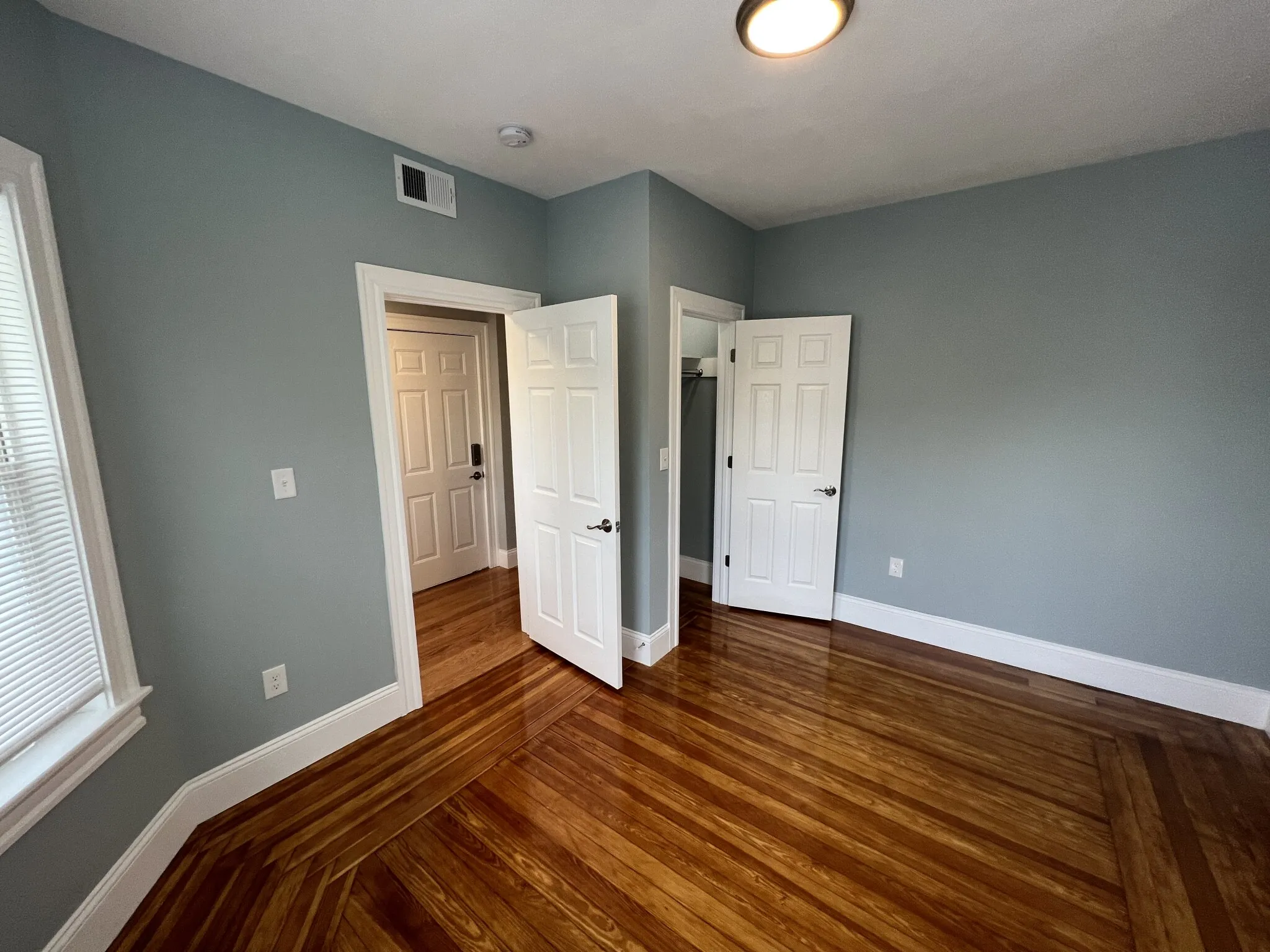 4 bed, 2 bath apartment for rent at 33 Hancock St Unit 2, Spring Hill — photo 5 of 35