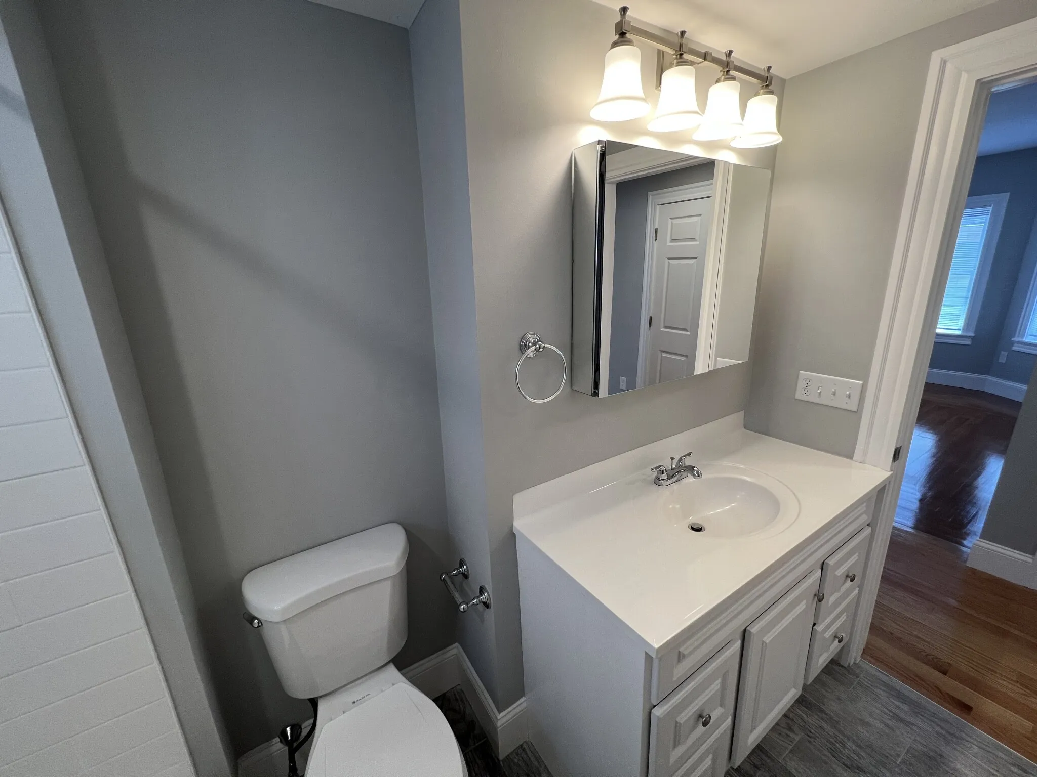 4 bed, 2 bath apartment for rent at 33 Hancock St Unit 2, Spring Hill — photo 17 of 35