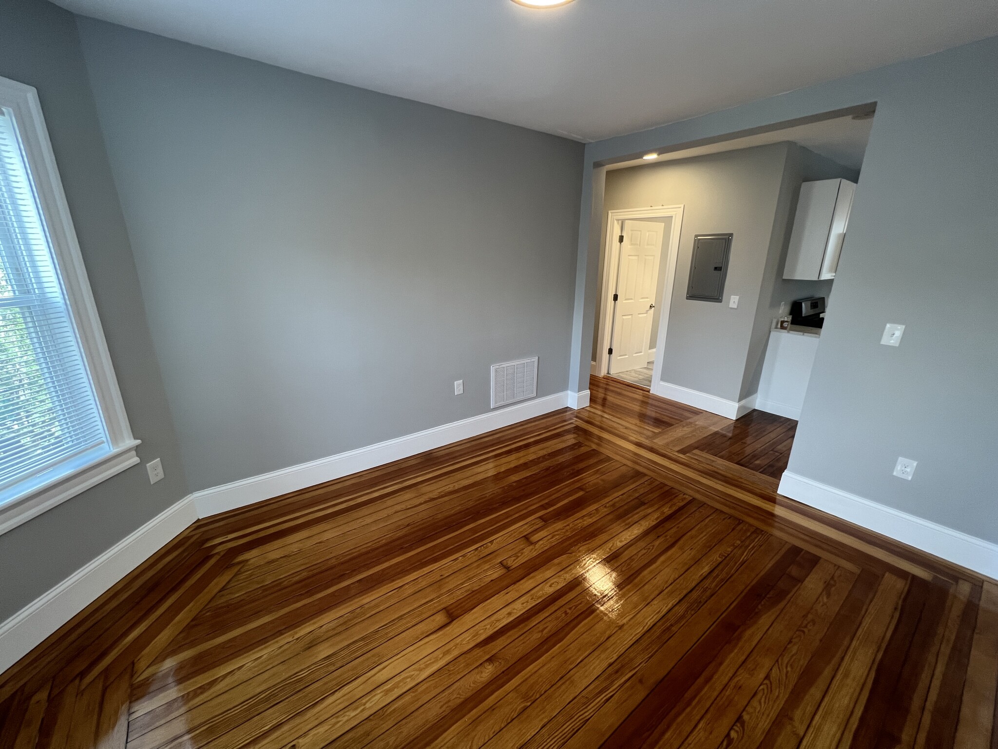 4 bed, 2 bath apartment for rent at 33 Hancock St Unit 3A, Spring Hill — photo 8 of 17