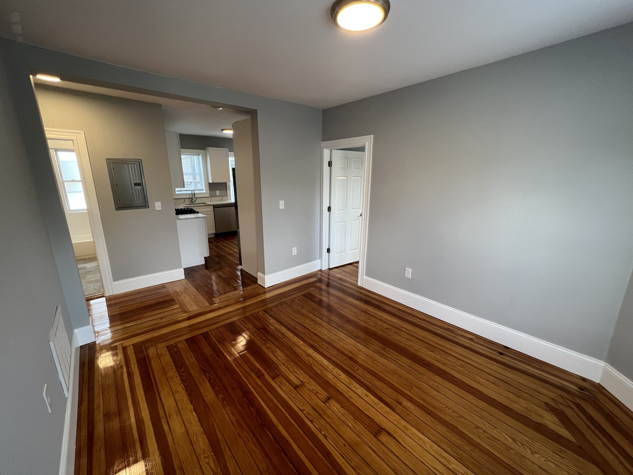 4 bed, 2 bath apartment for rent at 33 Hancock St Unit 3A, Spring Hill — photo 7 of 17