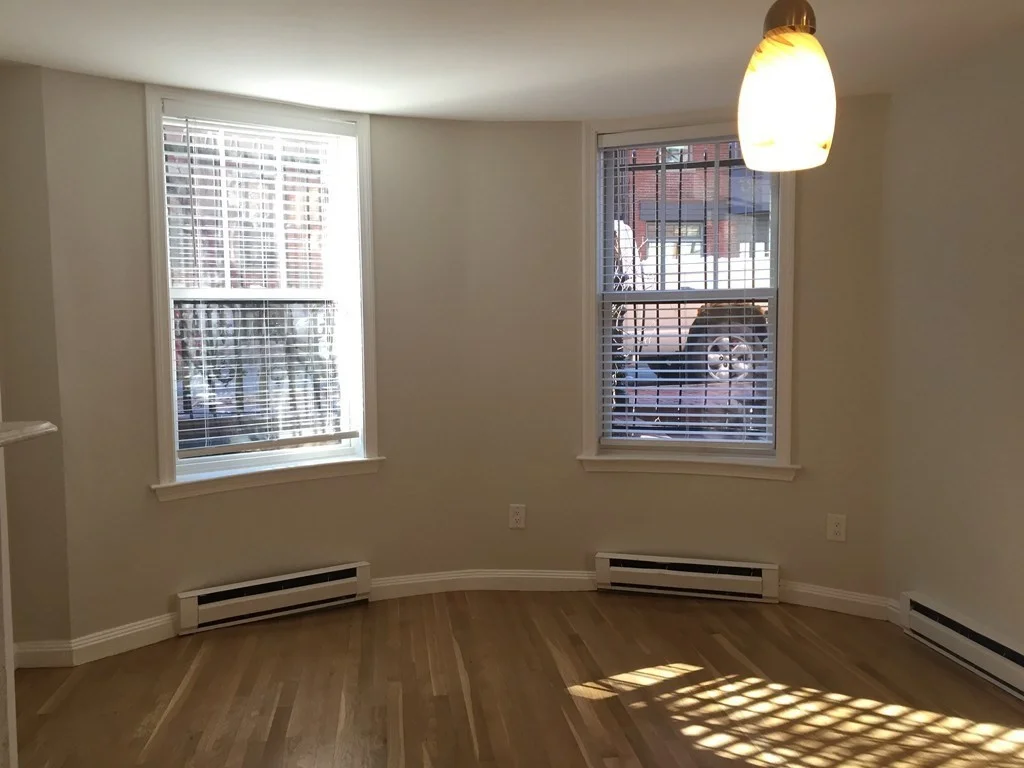 2 bed, 1 bath apartment for rent at 33 Hanson St Unit 2, South End — photo 2 of 6