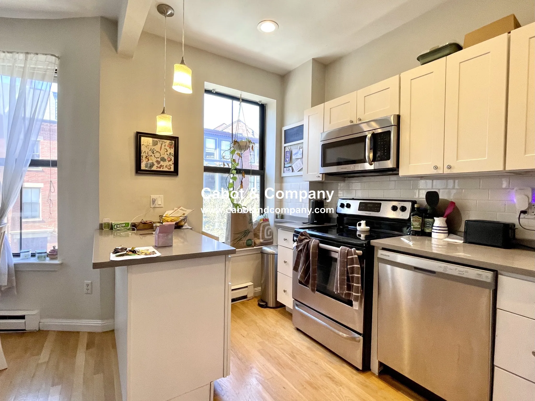 2 bed, 1 bath apartment for rent at 33 Hanson St Unit 4, South End — photo 5 of 13