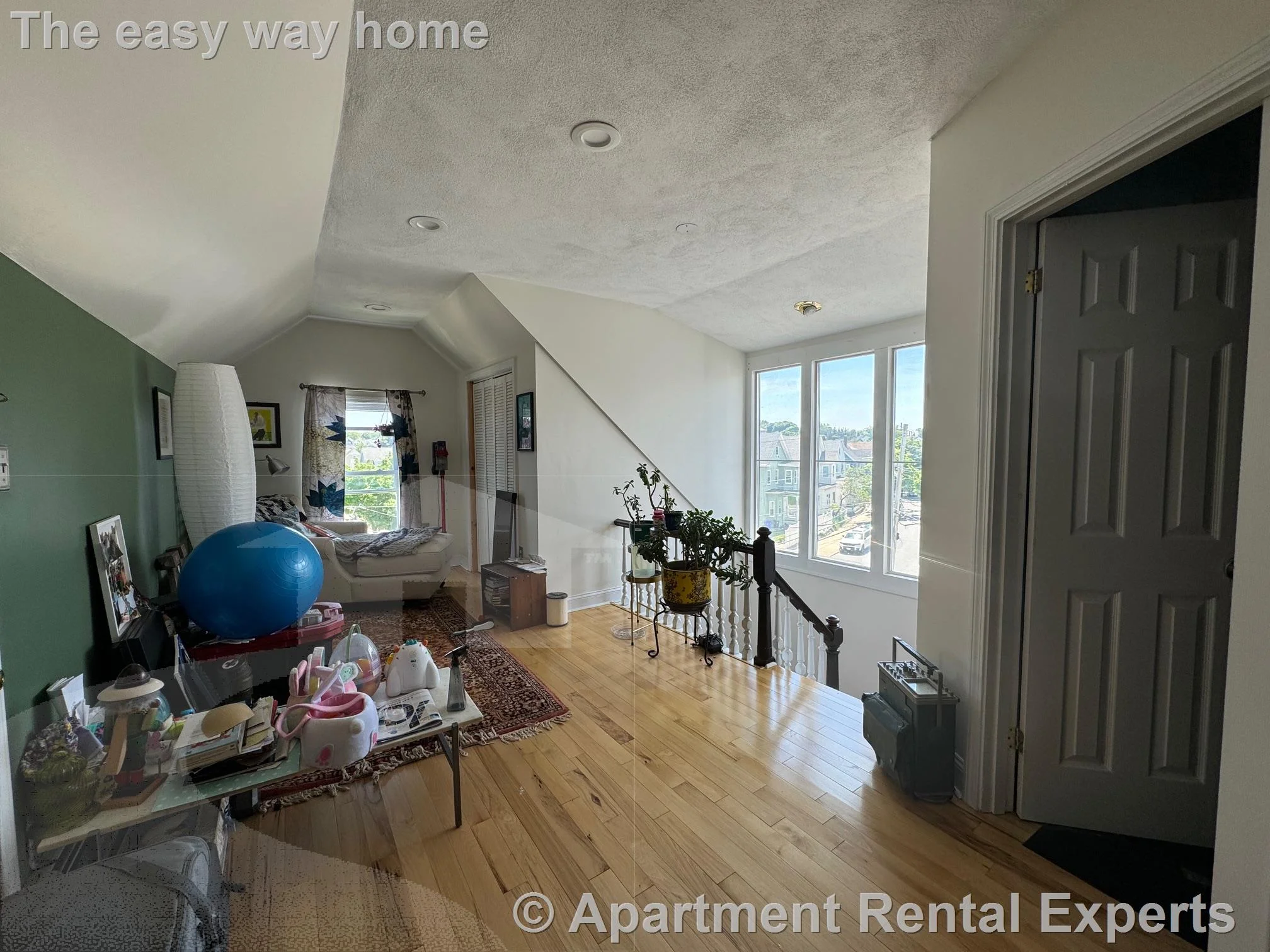 3 bed, 2 bath apartment for rent at 33 High St, Malden Center — photo 4 of 22