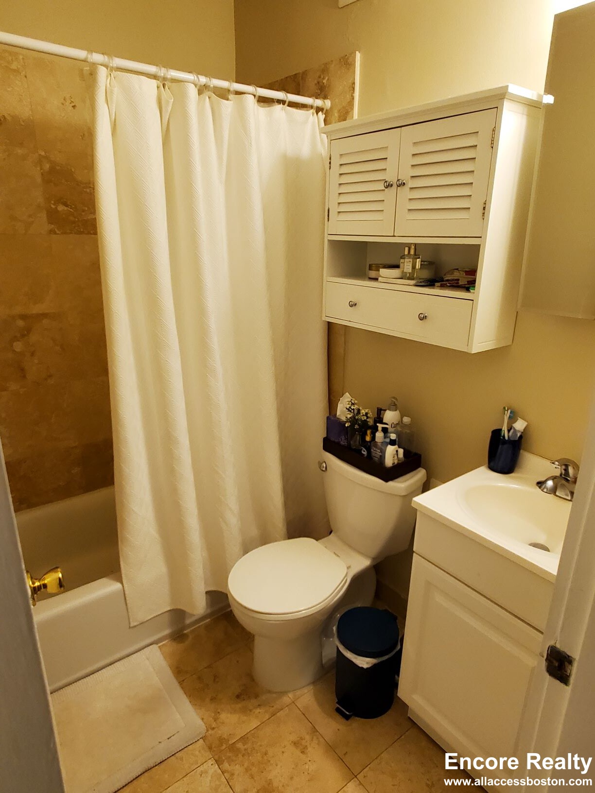 1 bed, 1 bath apartment for rent at 33 Highgate St Unit 5, Allston — photo 4 of 5