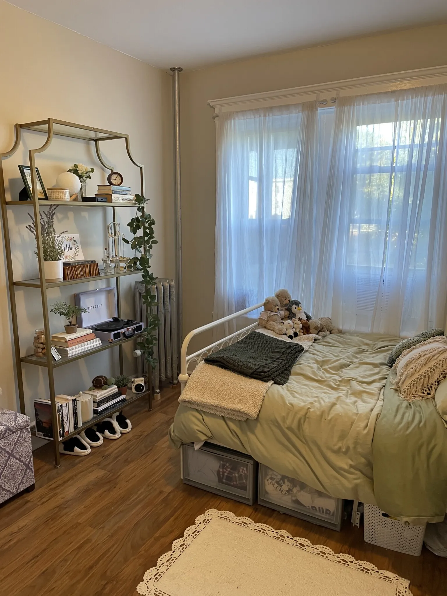 1 bed, 1 bath apartment for rent at 33 Highgate St Unit 6, Allston — photo 23 of 28