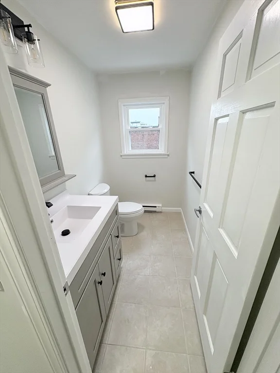2 bed, 1 bath apartment for rent at 33 Home Unit A, Beverly — photo 4 of 12