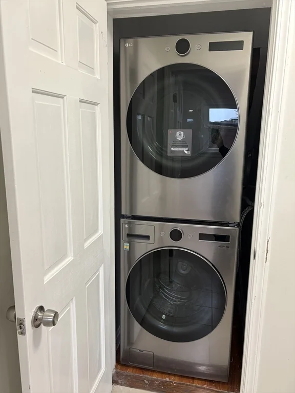 2 bed, 1 bath apartment for rent at 33 Home Unit A, Beverly — photo 5 of 12