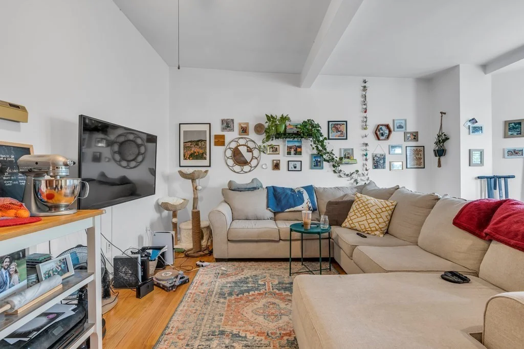 1 bed, 1 bath apartment for rent at 33 I St Unit 3A, South Boston — photo 6 of 12