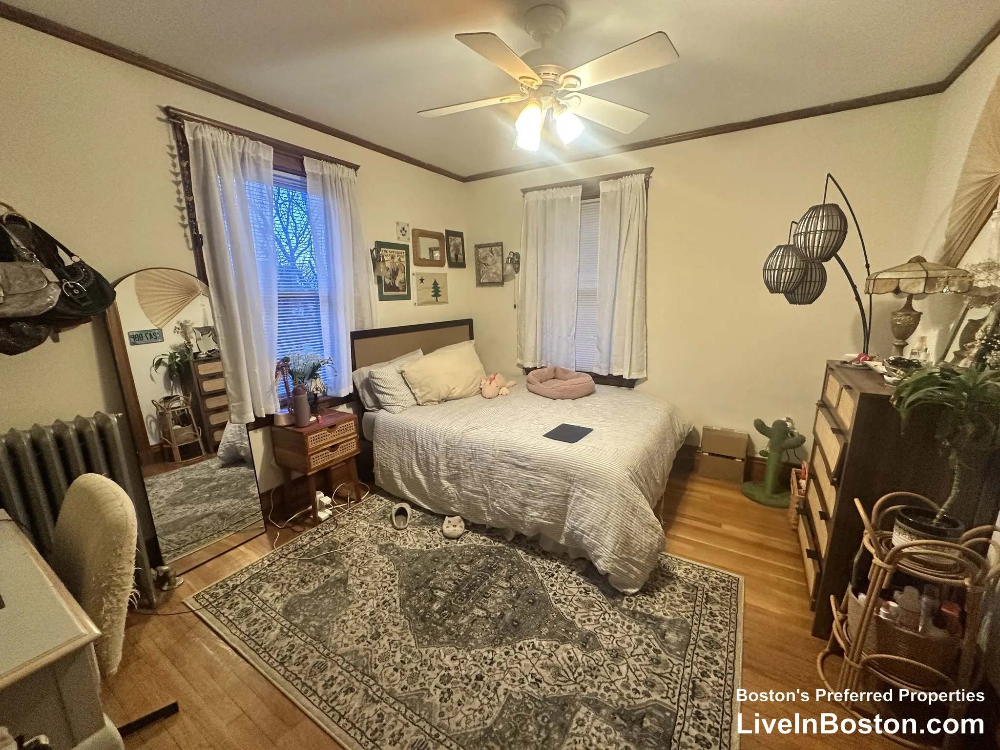 5 bed, 2 bath apartment for rent at 33 Iroquois St Unit 2, Mission Hill — photo 5 of 14