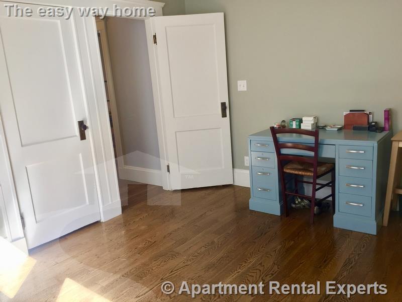 2 bed, 1 bath apartment for rent at 33 Irvington Rd, Tufts — photo 13 of 15