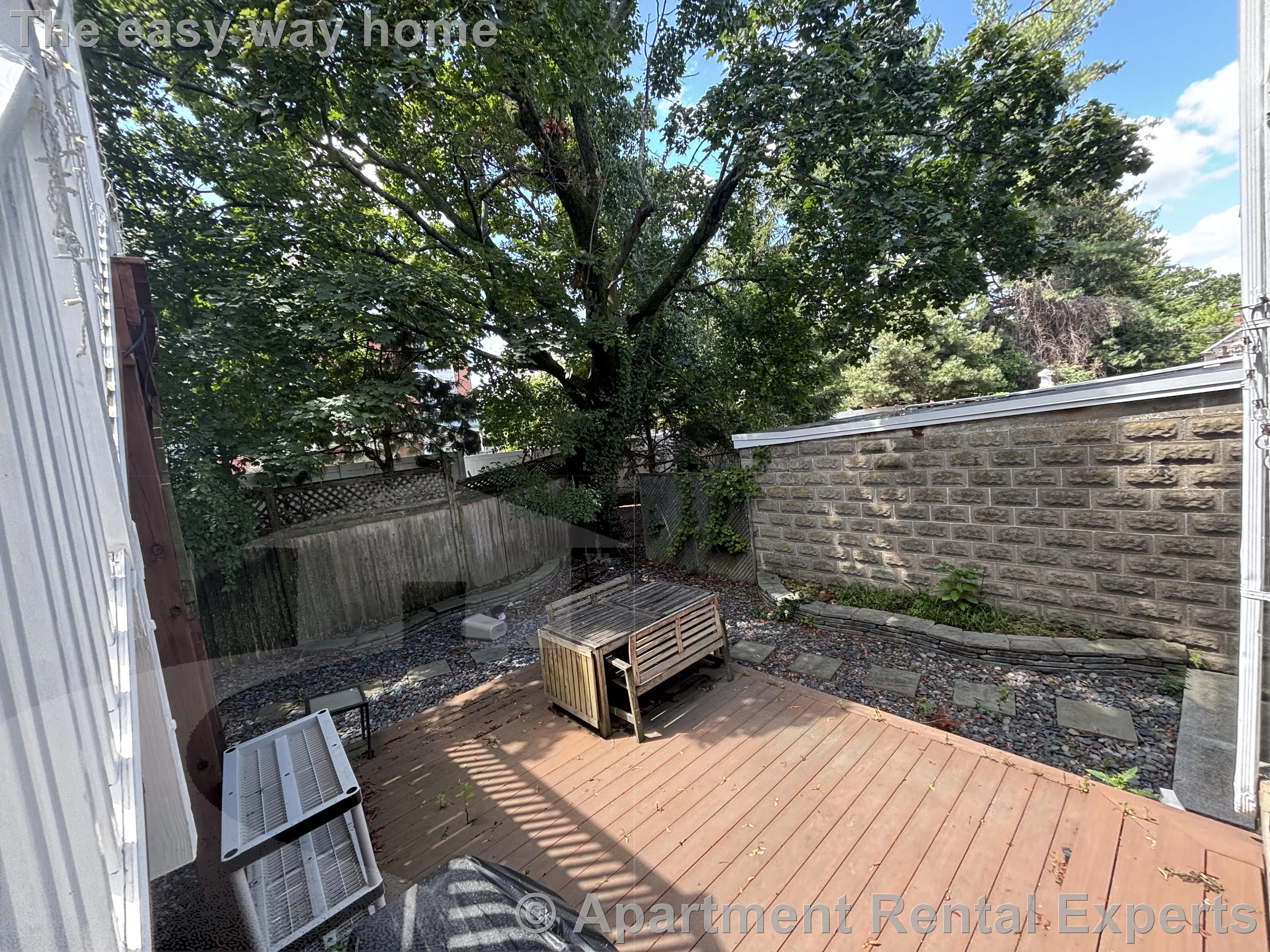 2 bed, 1 bath apartment for rent at 33 Irvington Rd, Tufts — photo 15 of 15