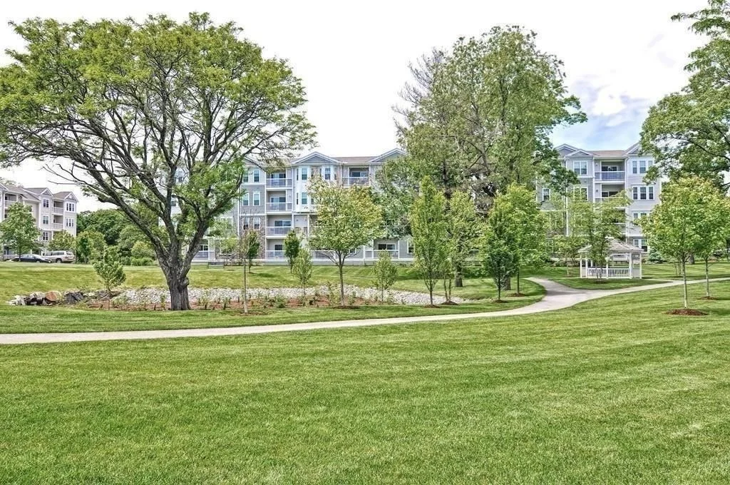 3 bed, 2 bath apartment for rent at 33 Jacob Way Unit 33, Reading — photo 29 of 33