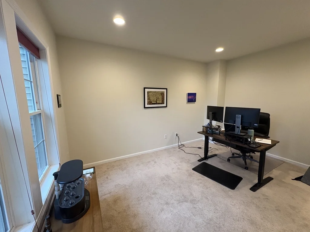 3 bed, 2 bath apartment for rent at 33 Jacob Way Unit 33, Reading — photo 26 of 33