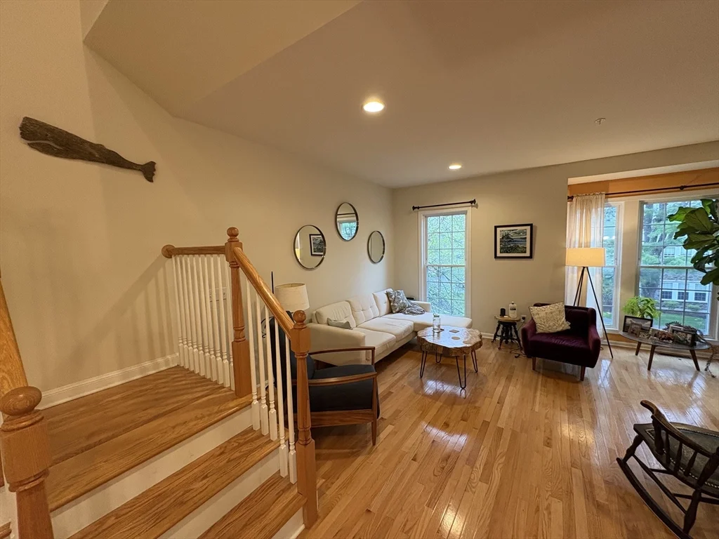 3 bed, 2 bath apartment for rent at 33 Jacob Way Unit 33, Reading — photo 6 of 33