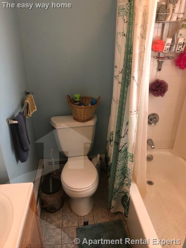3 bed, 1 bath apartment for rent at 33 Jay St Unit 1, Davis Square — photo 8 of 8