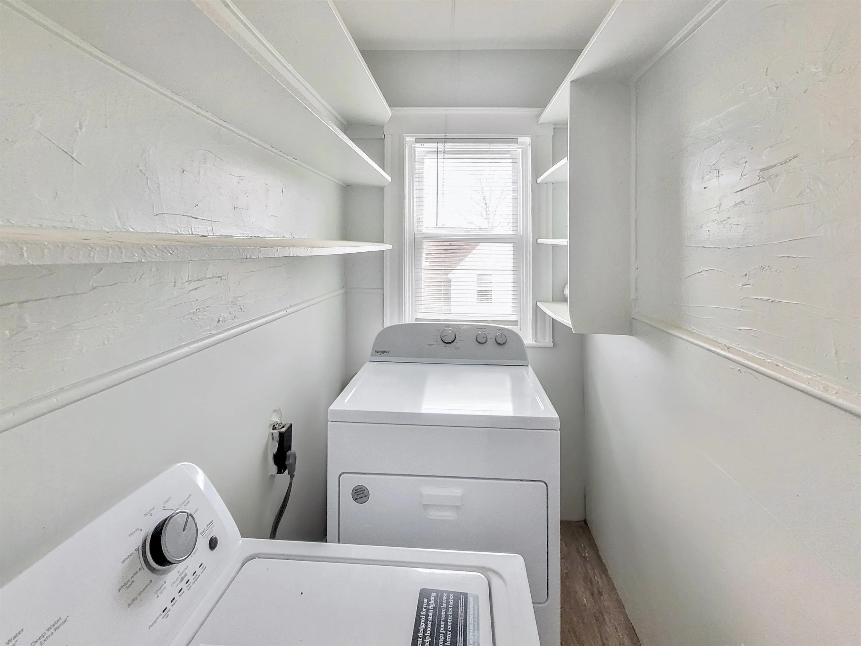 5 bed, 1.5 bath apartment for rent at 33 Juniper St Unit 1, Roxbury — photo 11 of 11