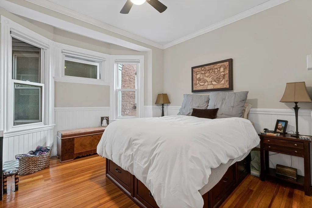3 bed, 1 bath apartment for rent at 33 Kent St Unit 5, Brookline Village — photo 9 of 14