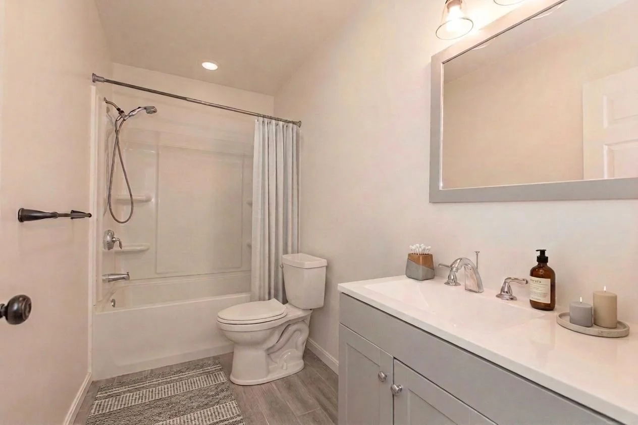 2 bed, 1 bath apartment for rent at 33 Lamplighter Unit 33, South Easton — photo 13 of 23